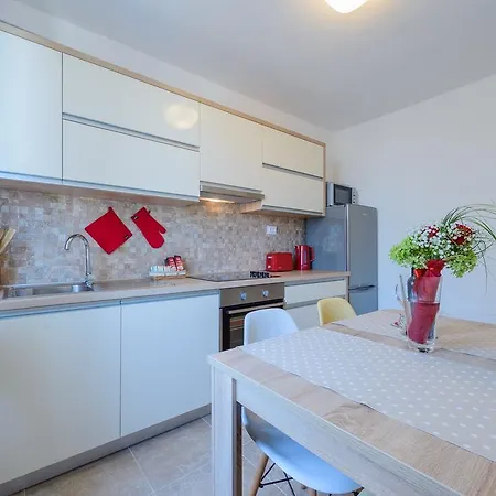 Comfortable Bukvic Appartement